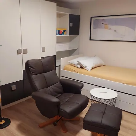 Kastanienbaum - Ruhige Und Zentrale Lage In Altstadt Apartment Sersheim